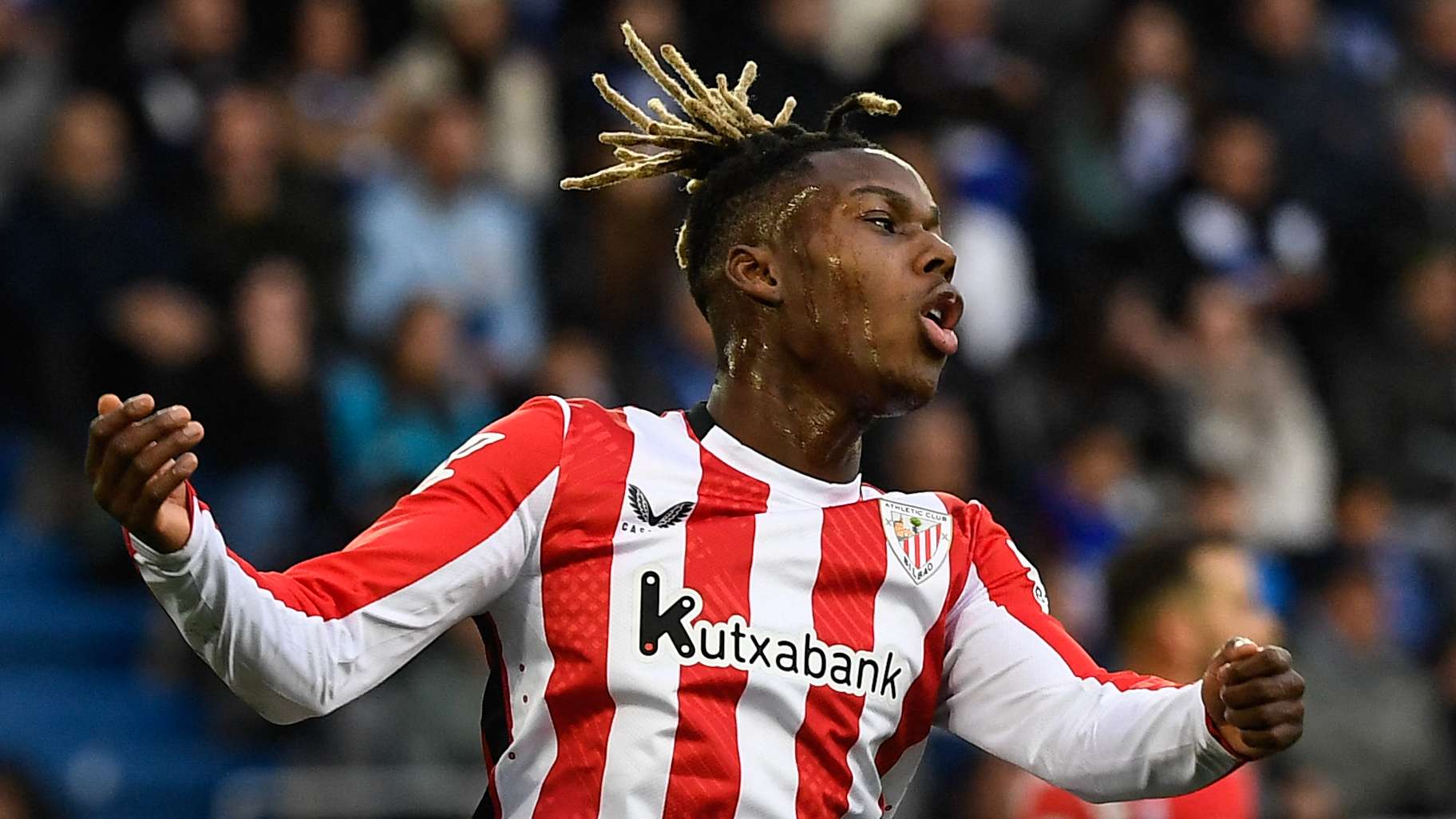 借助数据分 借助数据分